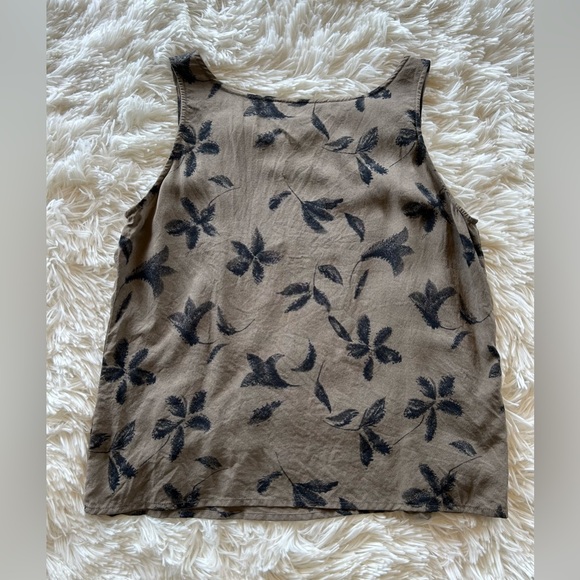 Jones New York | 100% Silk Tank Top - Picture 4 of 4